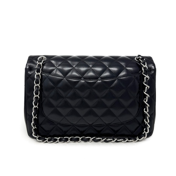 Chanel Quilted Double Flap Jumbo Lambskin Bag - Picture 2 of 10